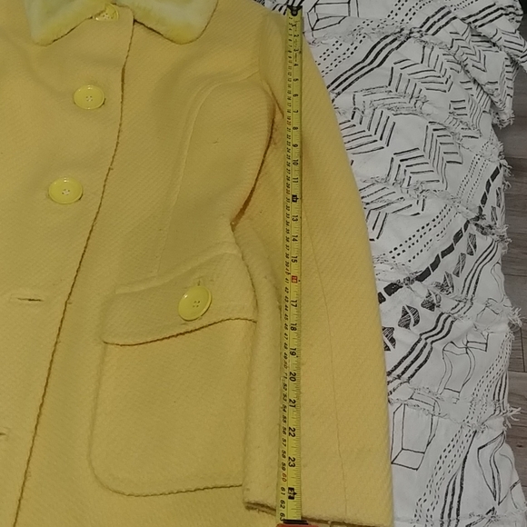 Vintage Coat - Picture 11 of 11